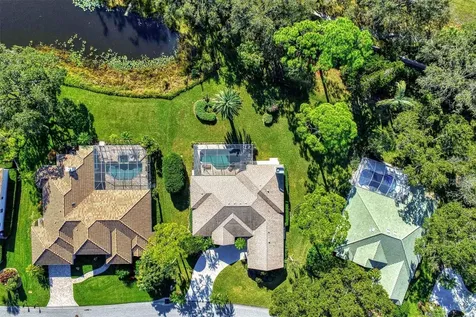 8684 Woodbriar Drive Sarasota FL 34238