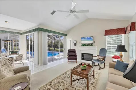 8684 Woodbriar Drive Sarasota FL 34238