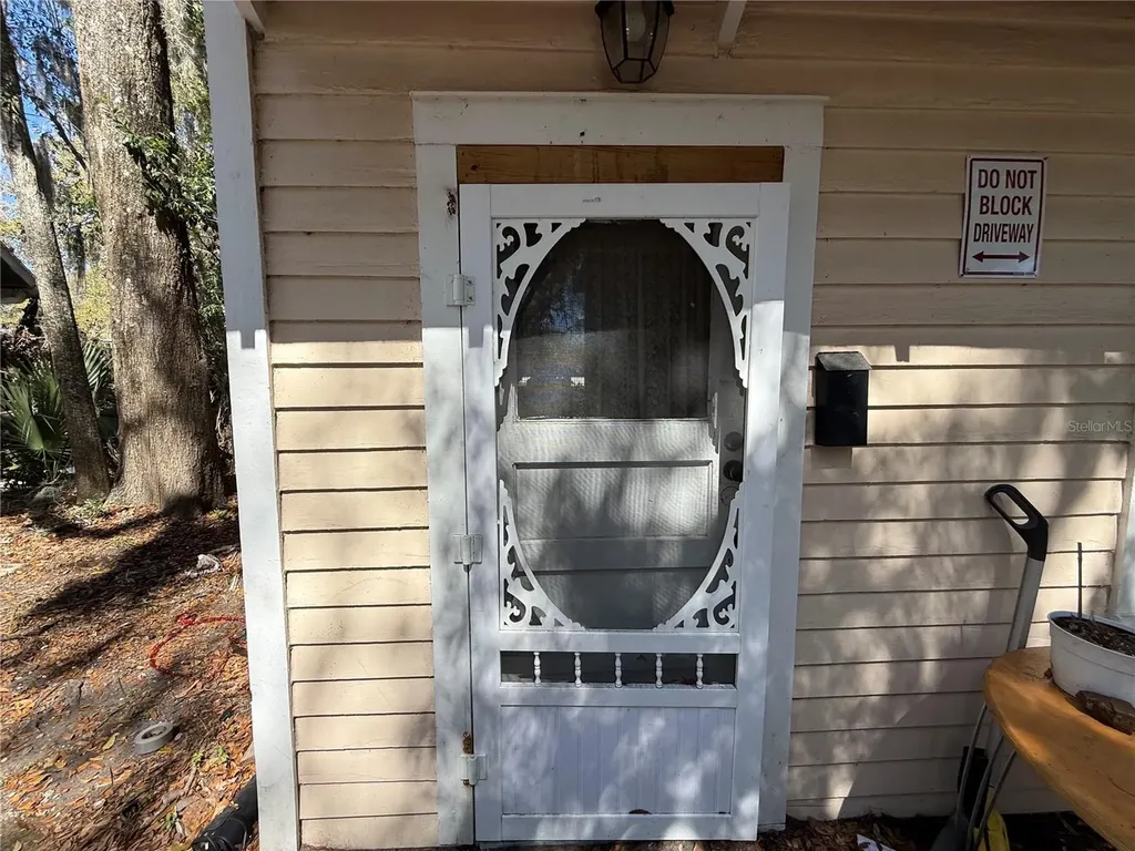 824 E University Avenue Gainesville FL 32601