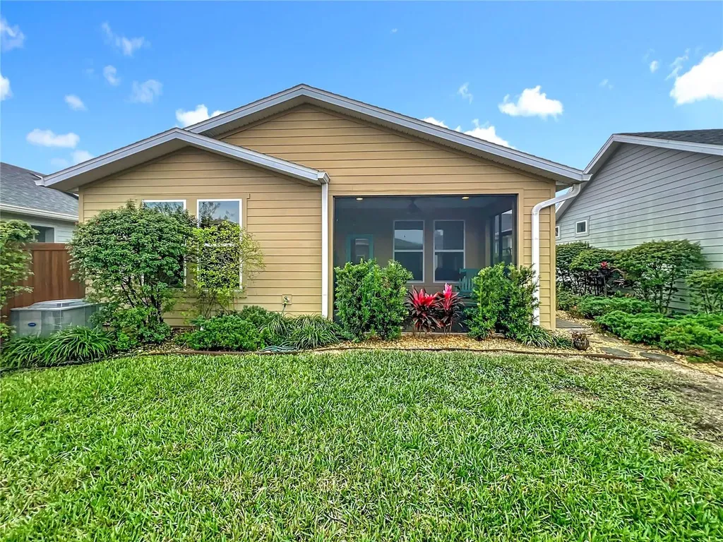 383 Alcove Drive Groveland FL 34736