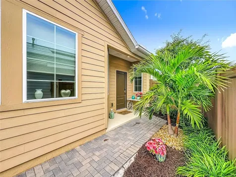 383 Alcove Drive Groveland FL 34736
