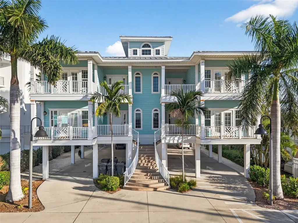 255 104th Avenue Treasure Island FL 33706