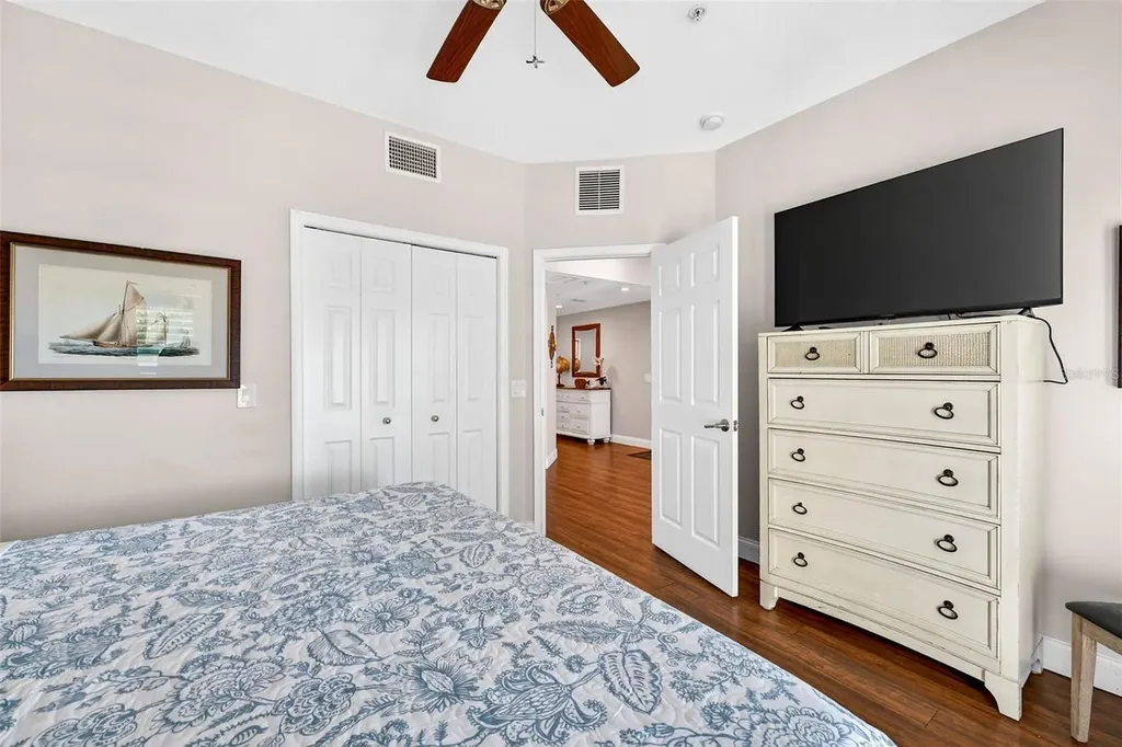 255 104th Avenue Treasure Island FL 33706