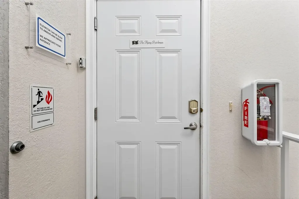 255 104th Avenue Treasure Island FL 33706