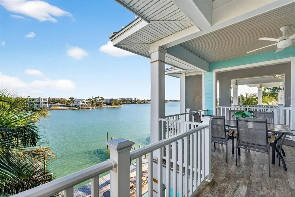 255 104th Avenue Treasure Island FL 33706