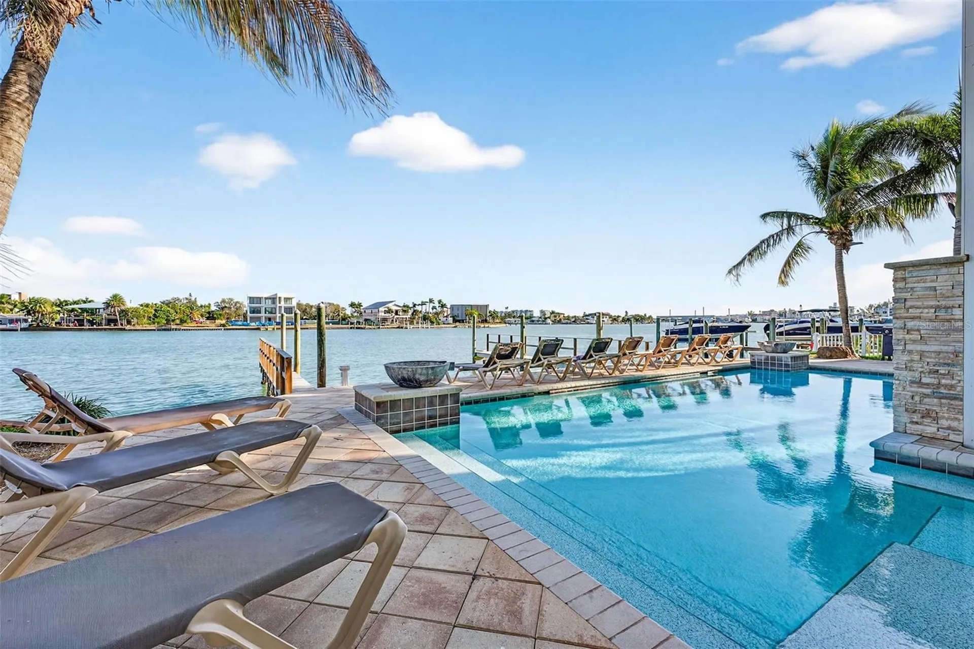 255 104th Avenue Treasure Island FL 33706