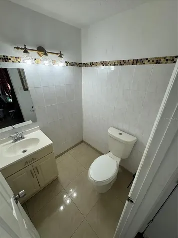 1836 Warringwood Drive Orlando FL 32839
