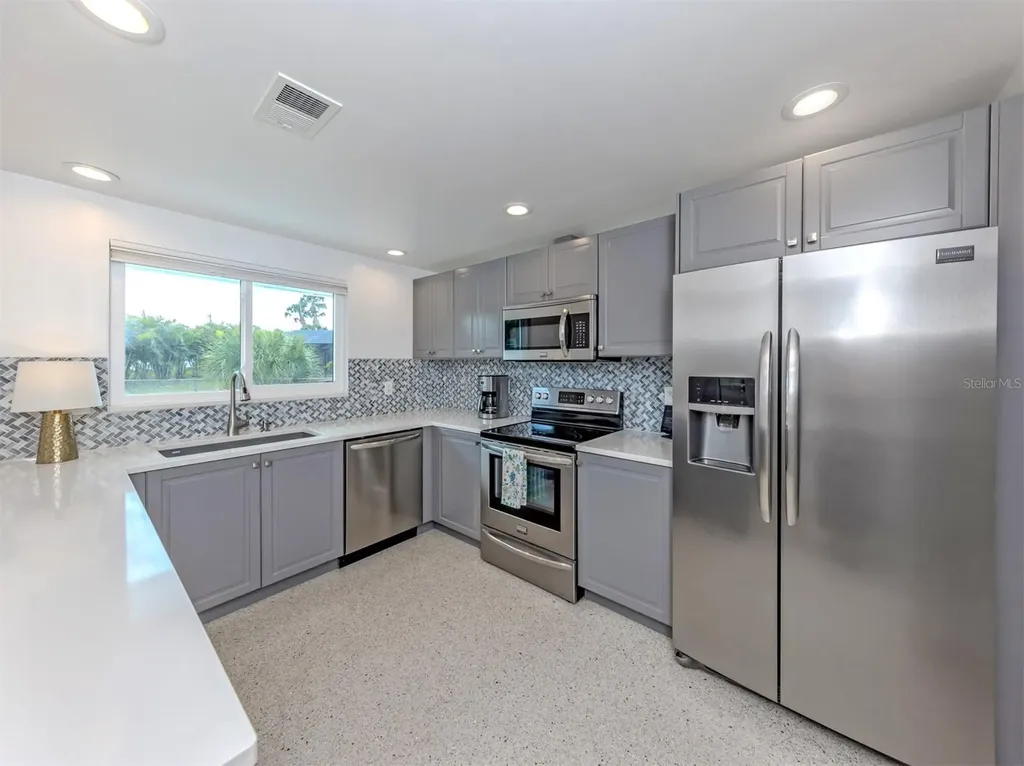 107 Sorrento Drive Osprey FL 34229