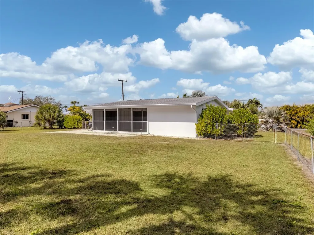 107 Sorrento Drive Osprey FL 34229