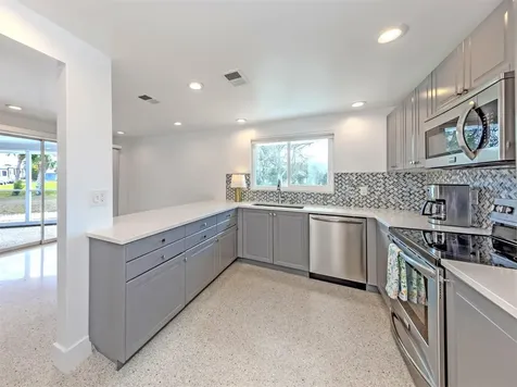 107 Sorrento Drive Osprey FL 34229