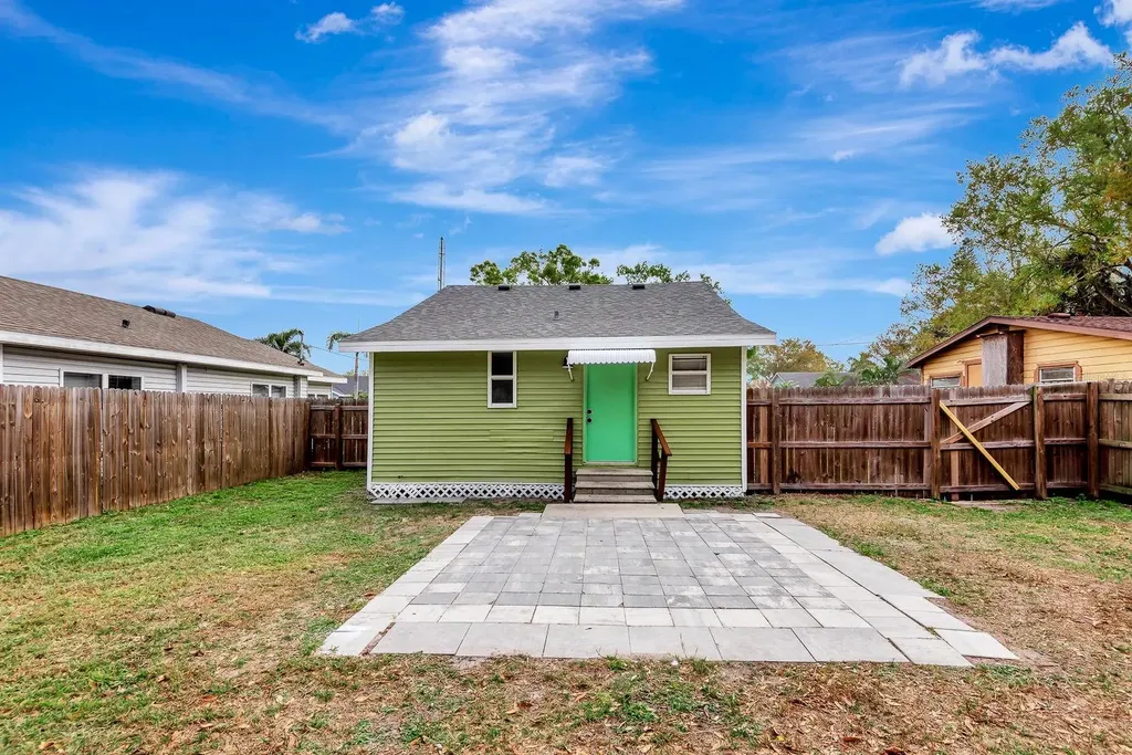 3016 17th Street E Bradenton FL 34208