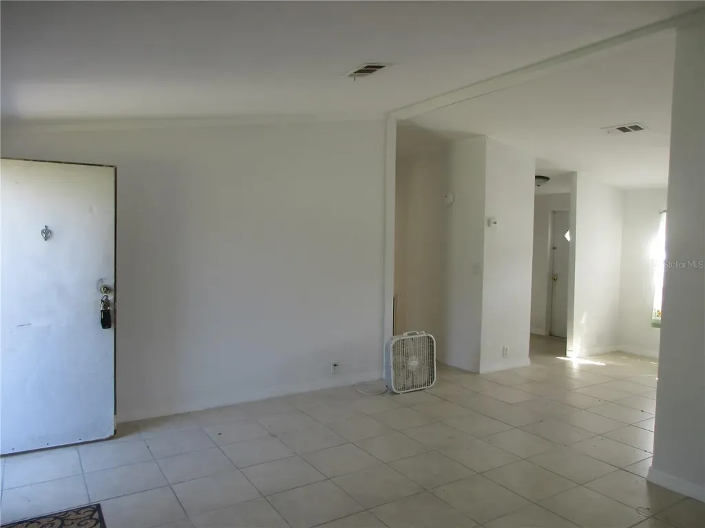 18601 SE 24th Lane Ocklawaha FL 32179