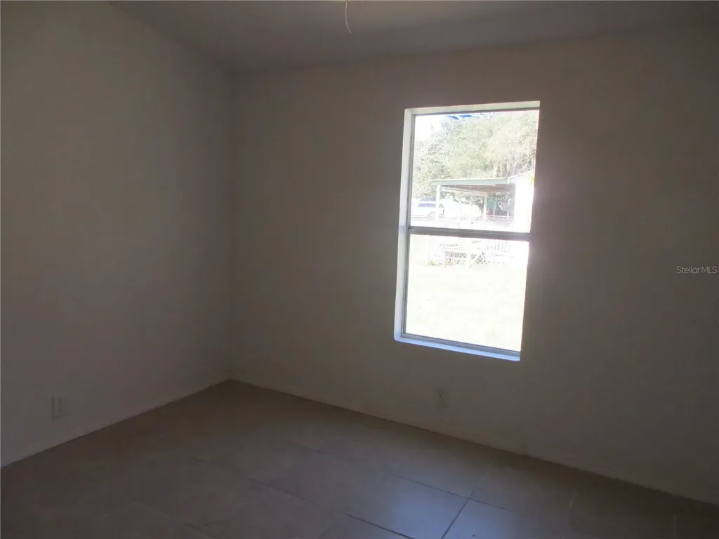 18601 SE 24th Lane Ocklawaha FL 32179