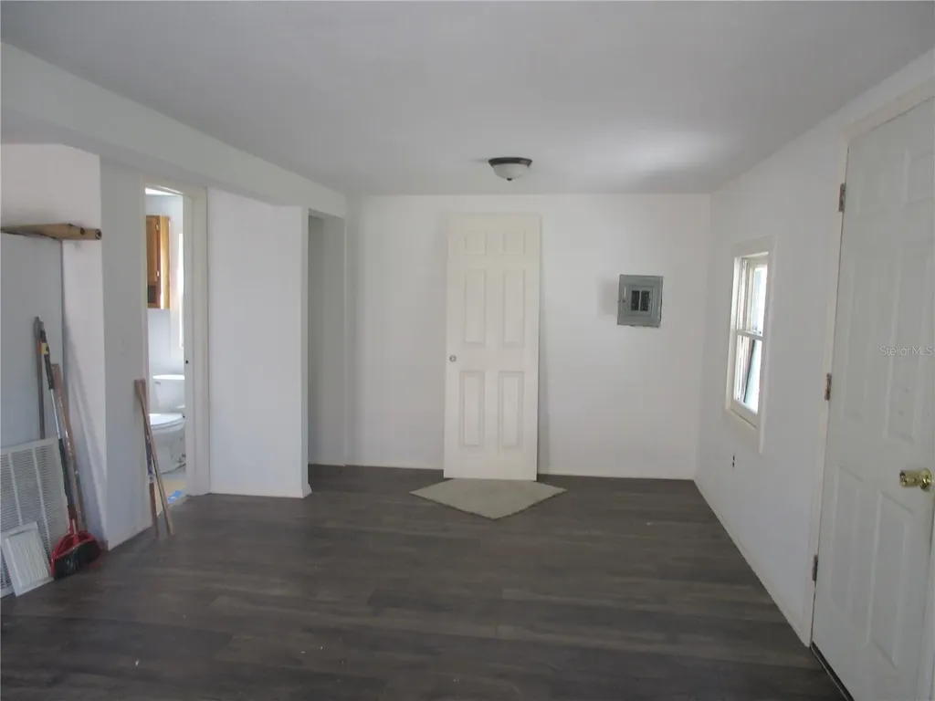 18601 SE 24th Lane Ocklawaha FL 32179