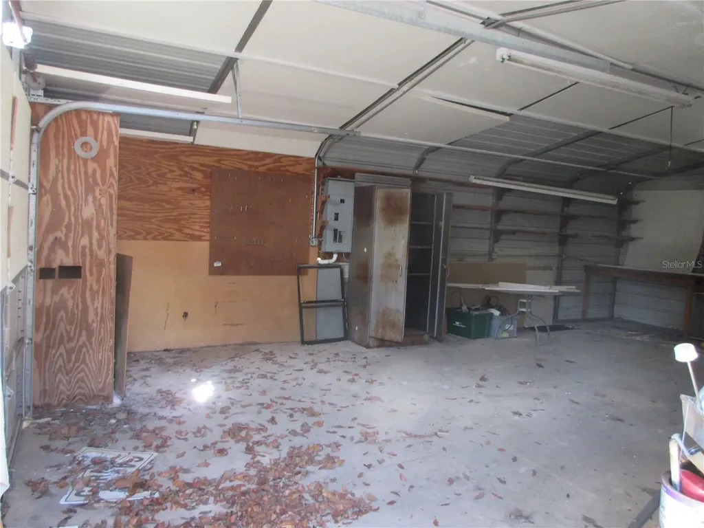 18601 SE 24th Lane Ocklawaha FL 32179