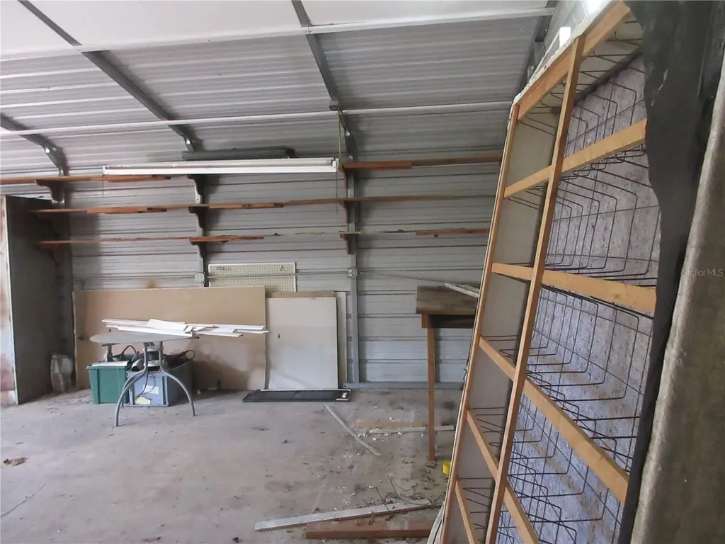 18601 SE 24th Lane Ocklawaha FL 32179