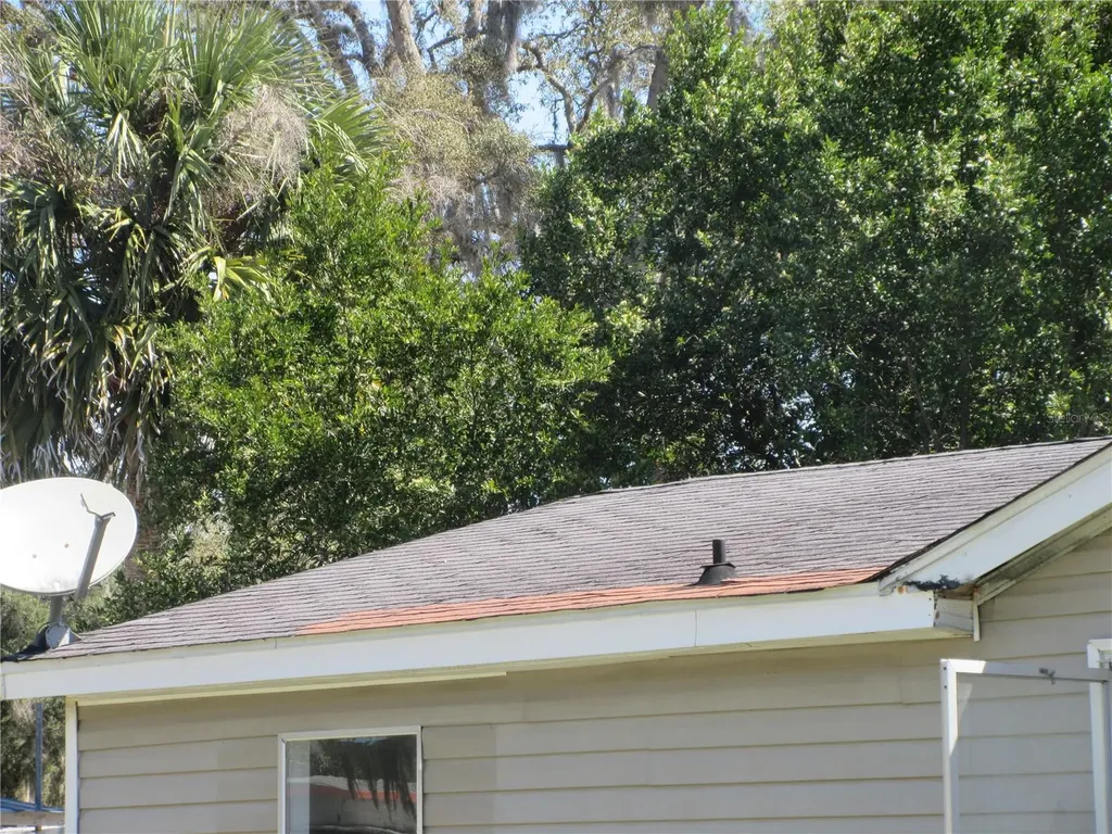 18601 SE 24th Lane Ocklawaha FL 32179