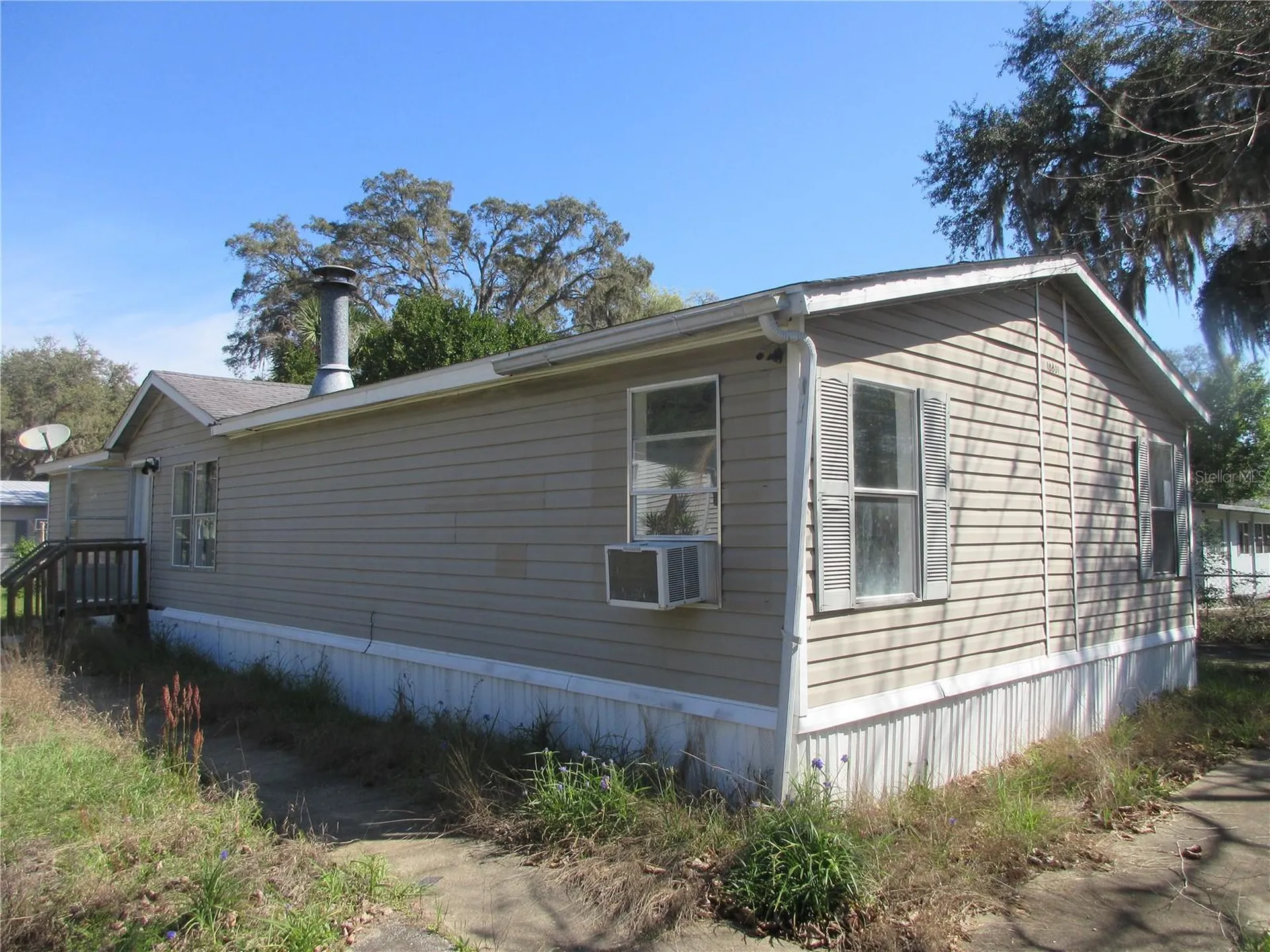 18601 SE 24th Lane Ocklawaha FL 32179