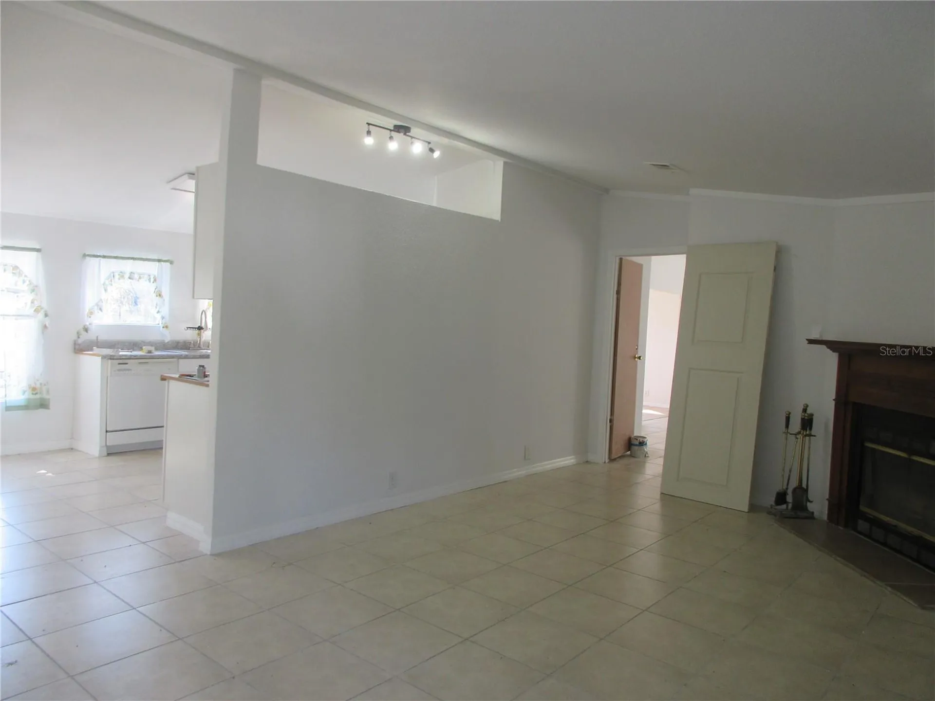 18601 SE 24th Lane Ocklawaha FL 32179