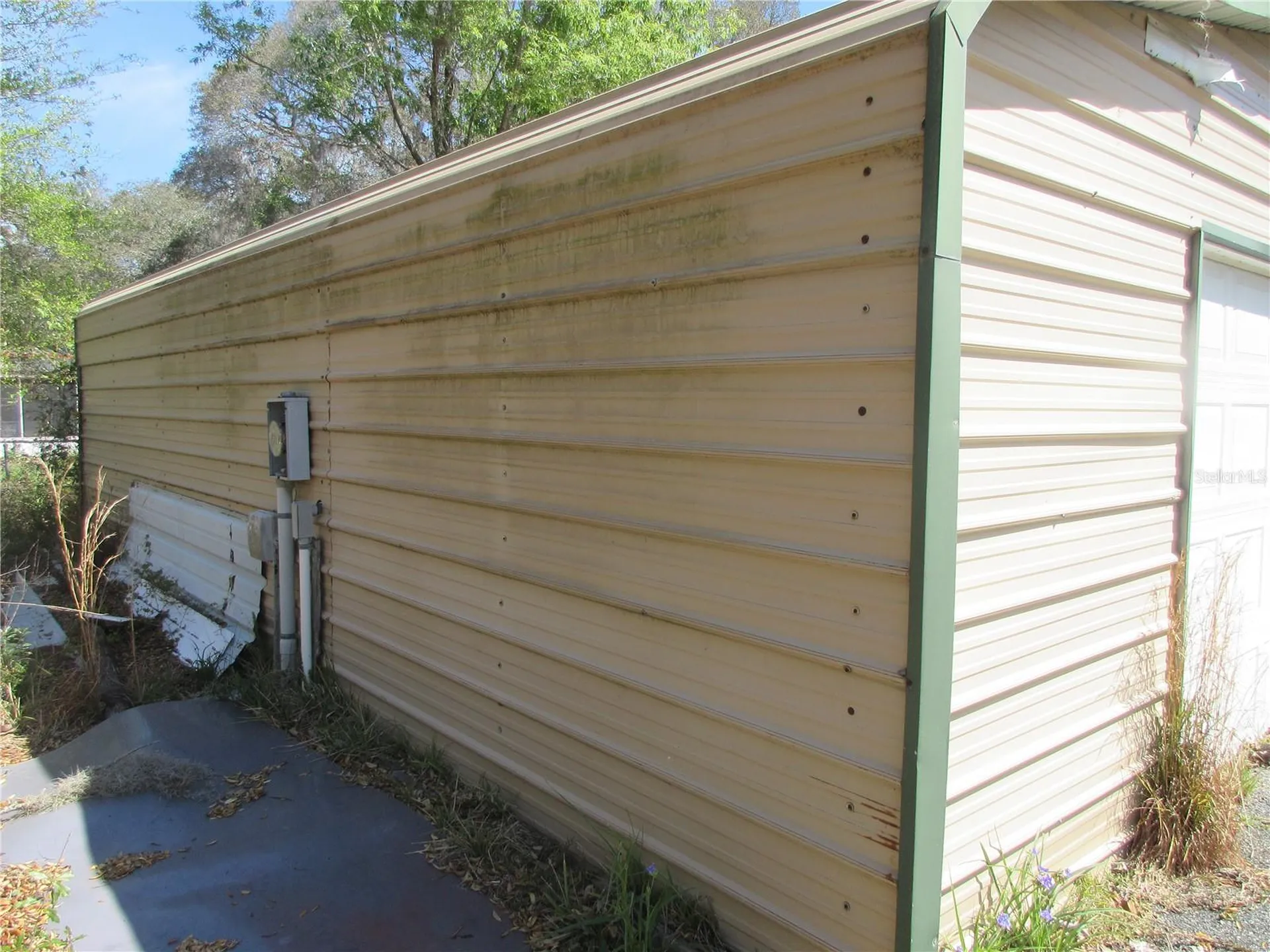 18601 SE 24th Lane Ocklawaha FL 32179