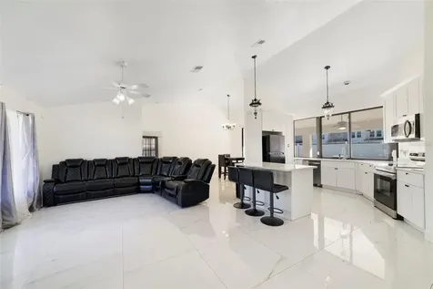 247 Competition Drive Kissimmee FL 34743