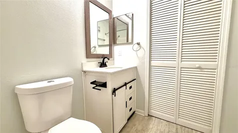 4332 S Kirkman Road Orlando FL 32811