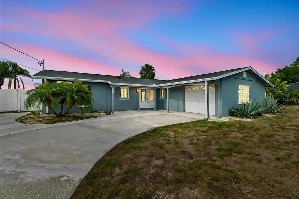 729 Spanish Main Drive Apollo Beach FL 33572