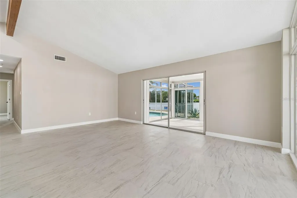729 Spanish Main Drive Apollo Beach FL 33572