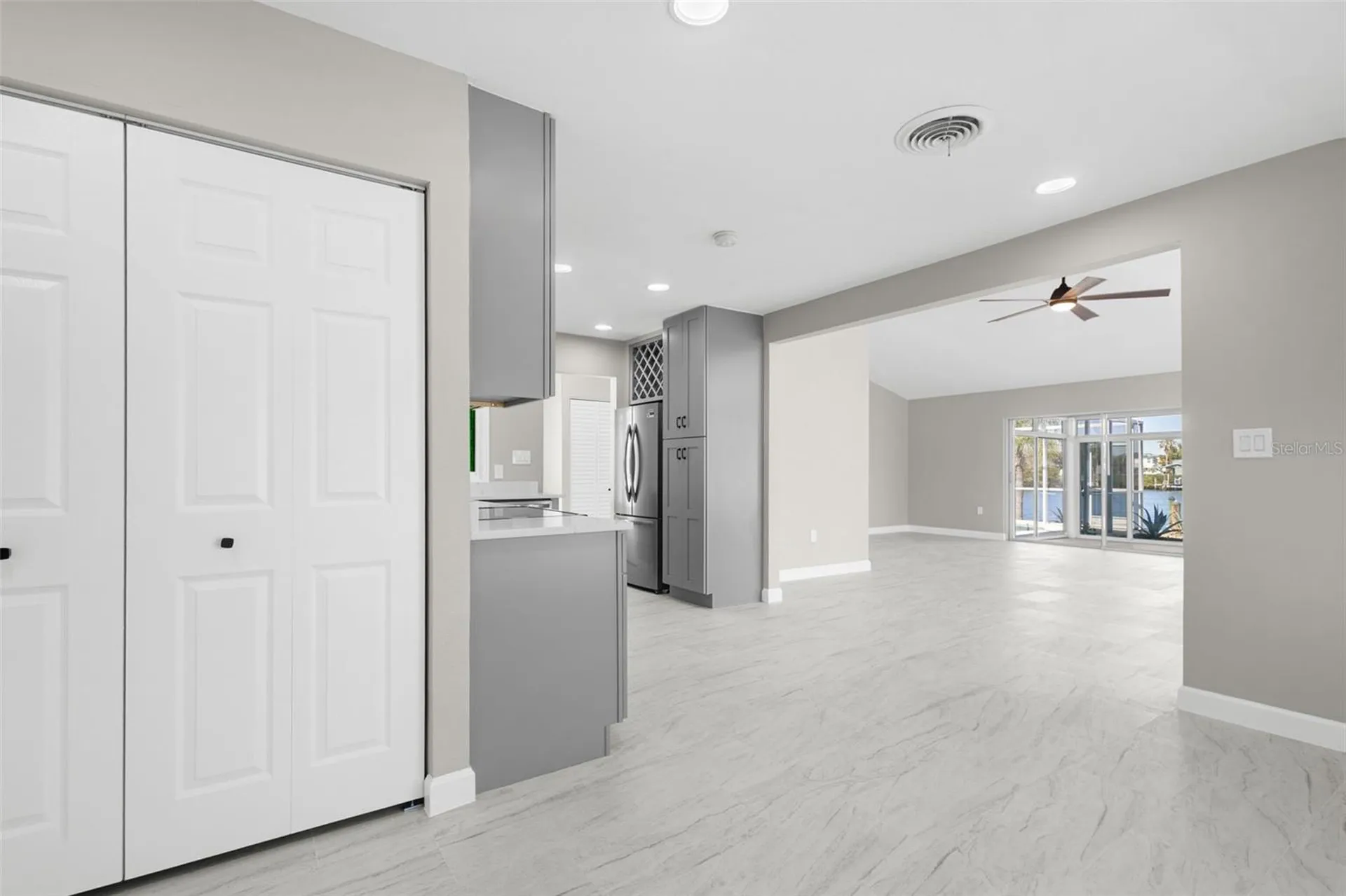 729 Spanish Main Drive Apollo Beach FL 33572