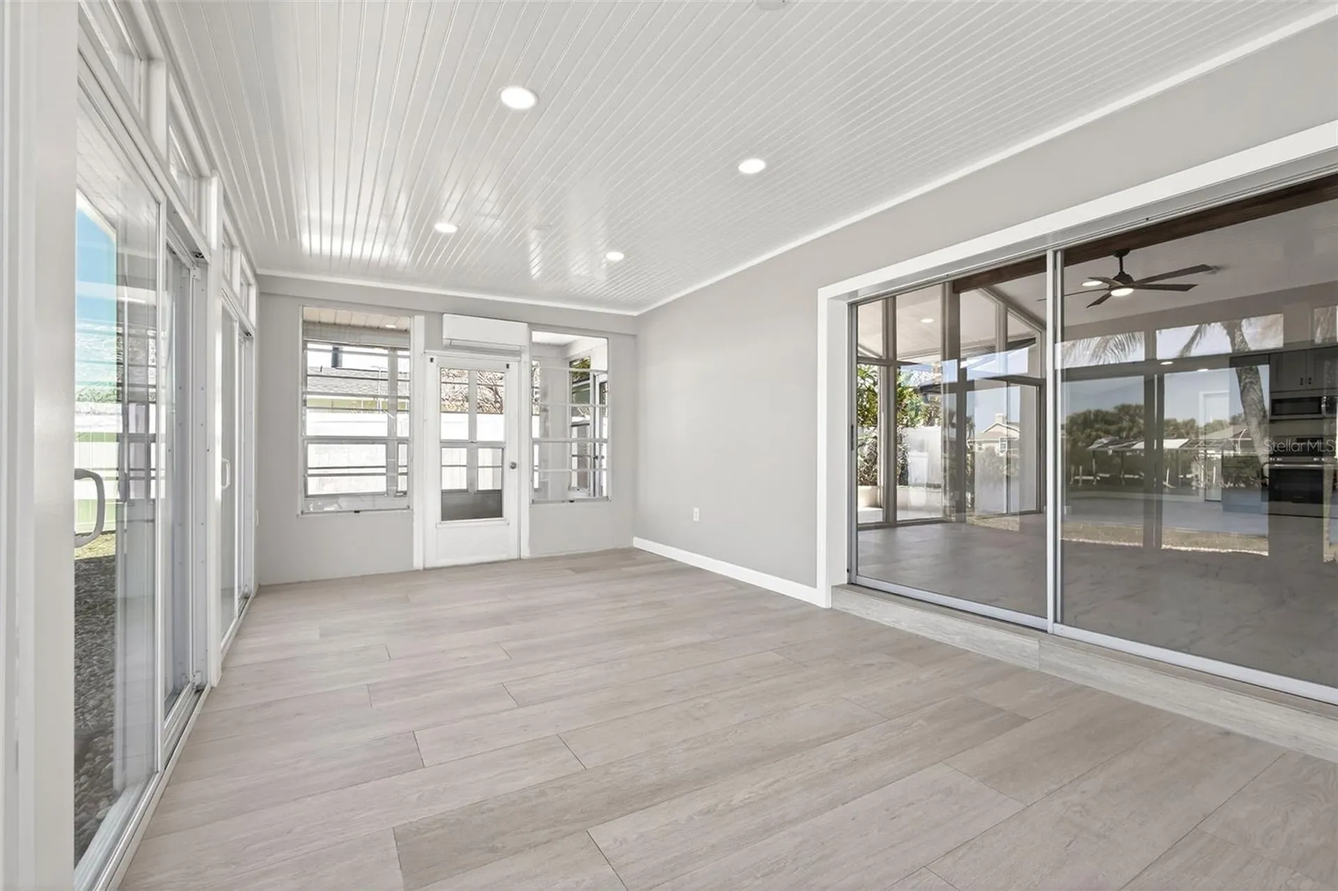 729 Spanish Main Drive Apollo Beach FL 33572