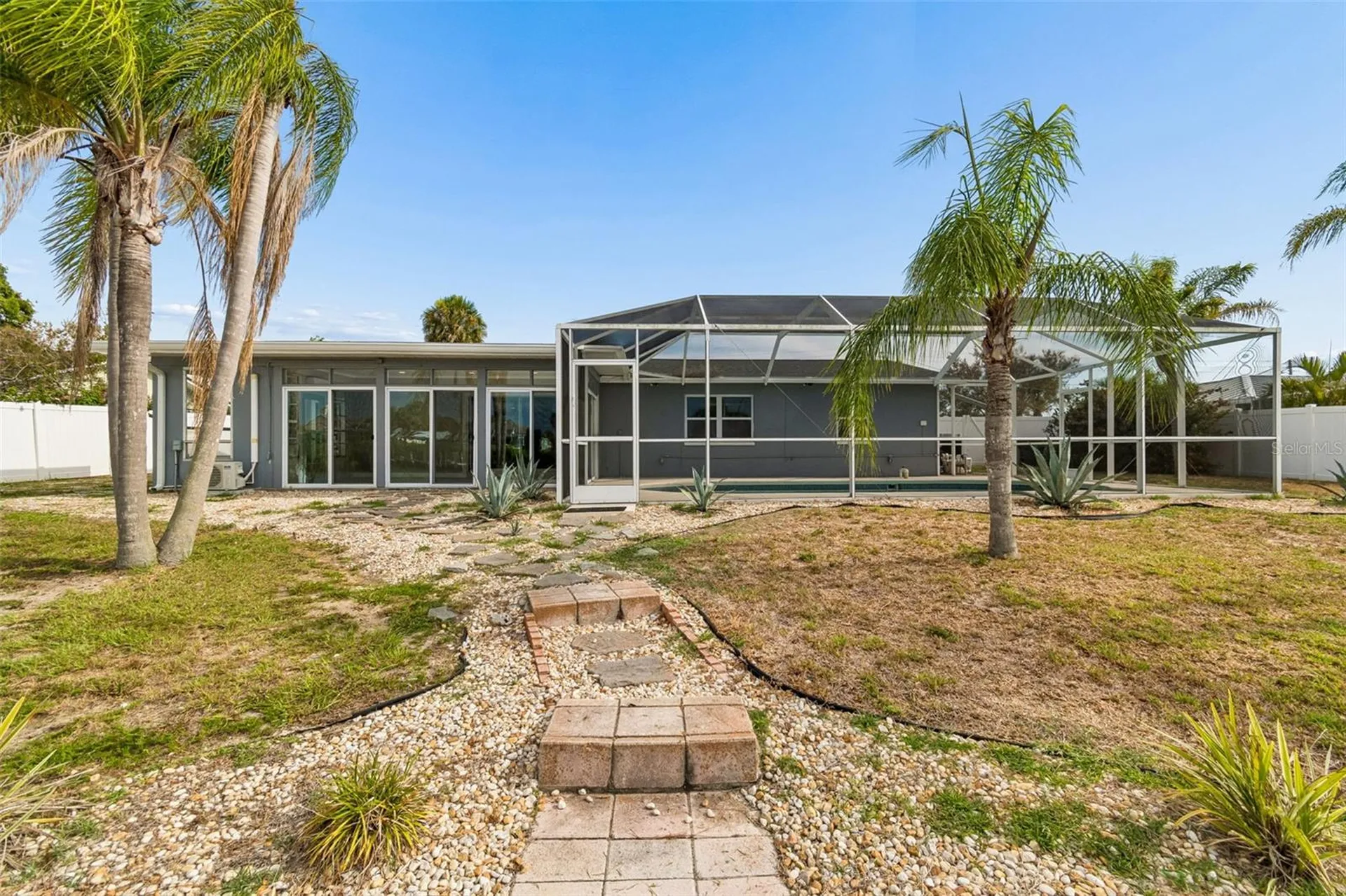 729 Spanish Main Drive Apollo Beach FL 33572