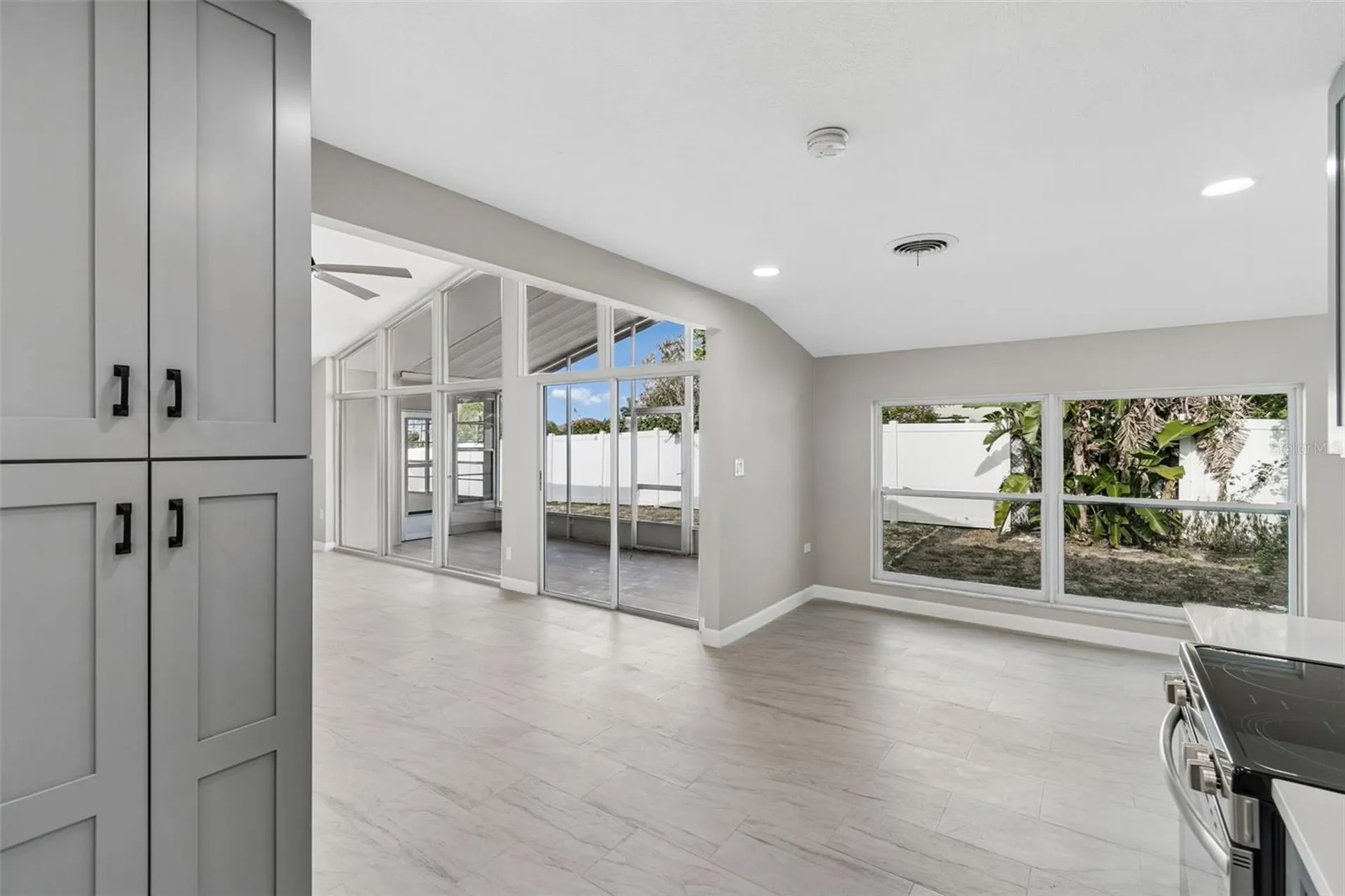 729 Spanish Main Drive Apollo Beach FL 33572