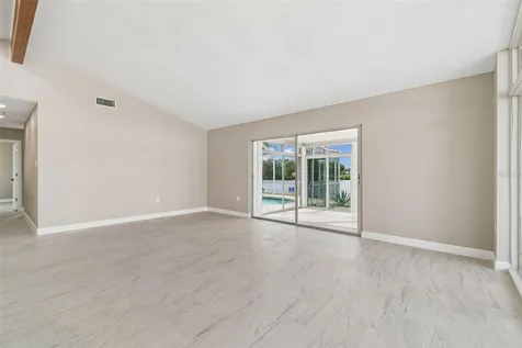 729 Spanish Main Drive Apollo Beach FL 33572