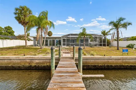 729 Spanish Main Drive Apollo Beach FL 33572