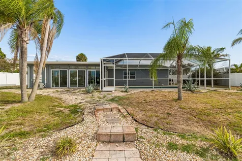 729 Spanish Main Drive Apollo Beach FL 33572