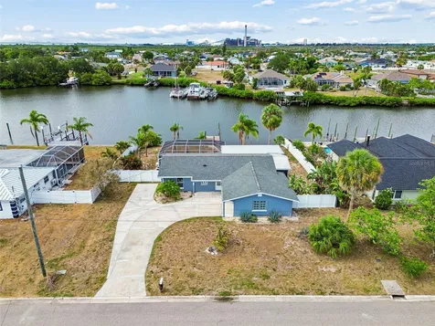 729 Spanish Main Drive Apollo Beach FL 33572