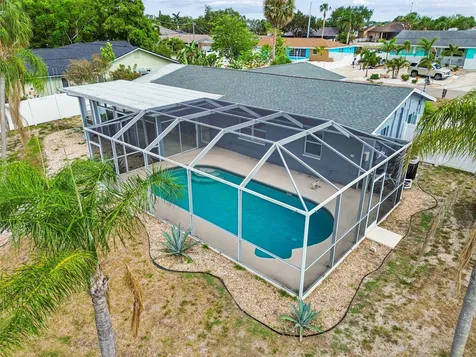 729 Spanish Main Drive Apollo Beach FL 33572