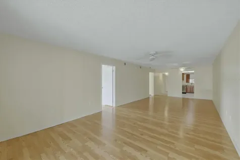 4143 Heron Way Bradenton FL 34205