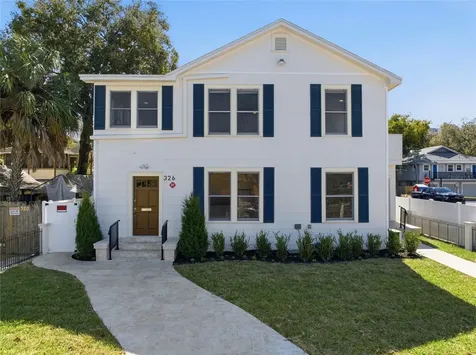 326 6th Avenue N St Petersburg FL 33701