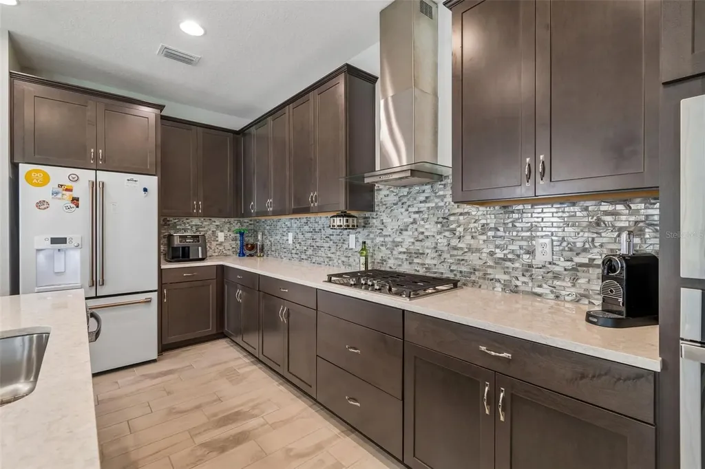 12453 Horseshoe Bend Drive Lithia FL 33547