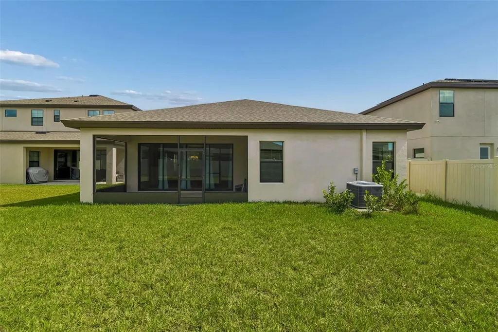 12453 Horseshoe Bend Drive Lithia FL 33547