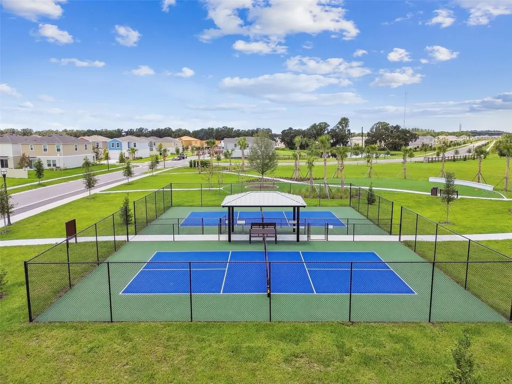 12453 Horseshoe Bend Drive Lithia FL 33547