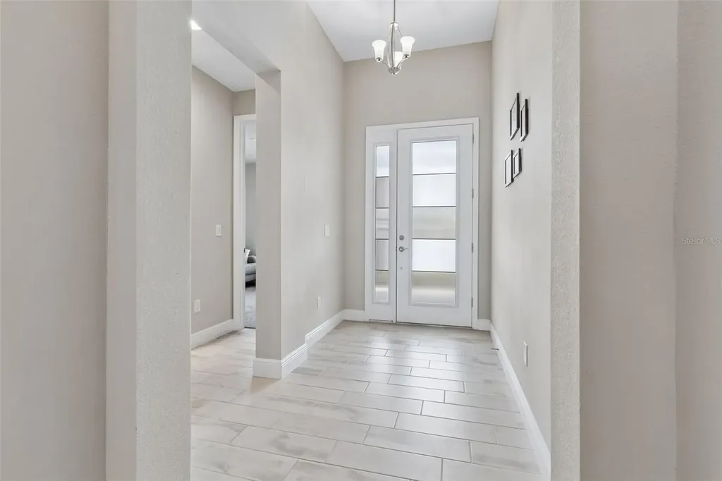 12453 Horseshoe Bend Drive Lithia FL 33547