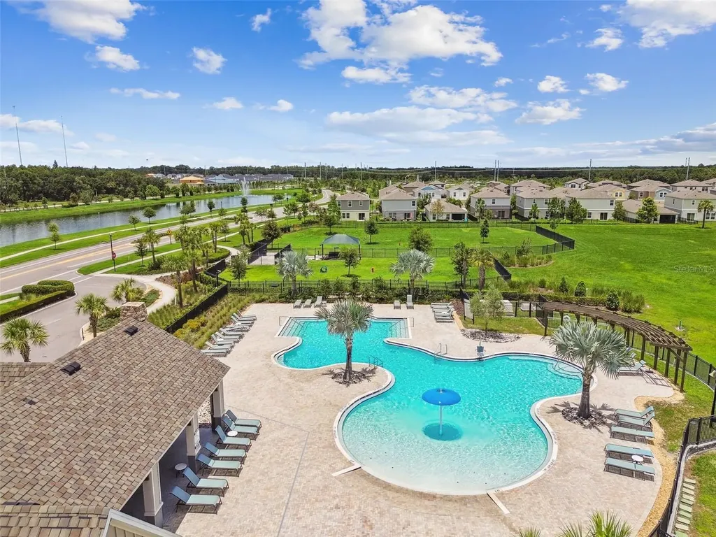 12453 Horseshoe Bend Drive Lithia FL 33547