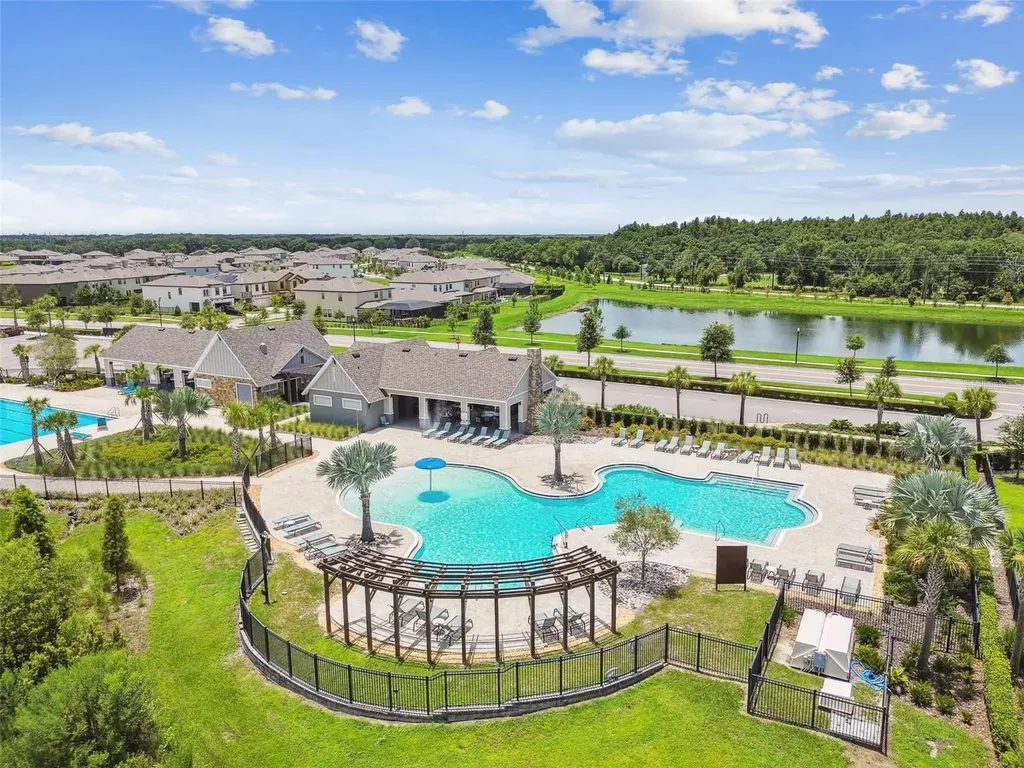 12453 Horseshoe Bend Drive Lithia FL 33547