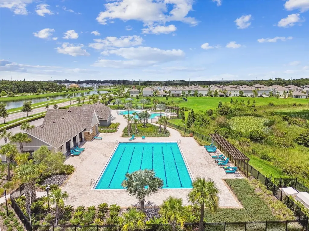 12453 Horseshoe Bend Drive Lithia FL 33547