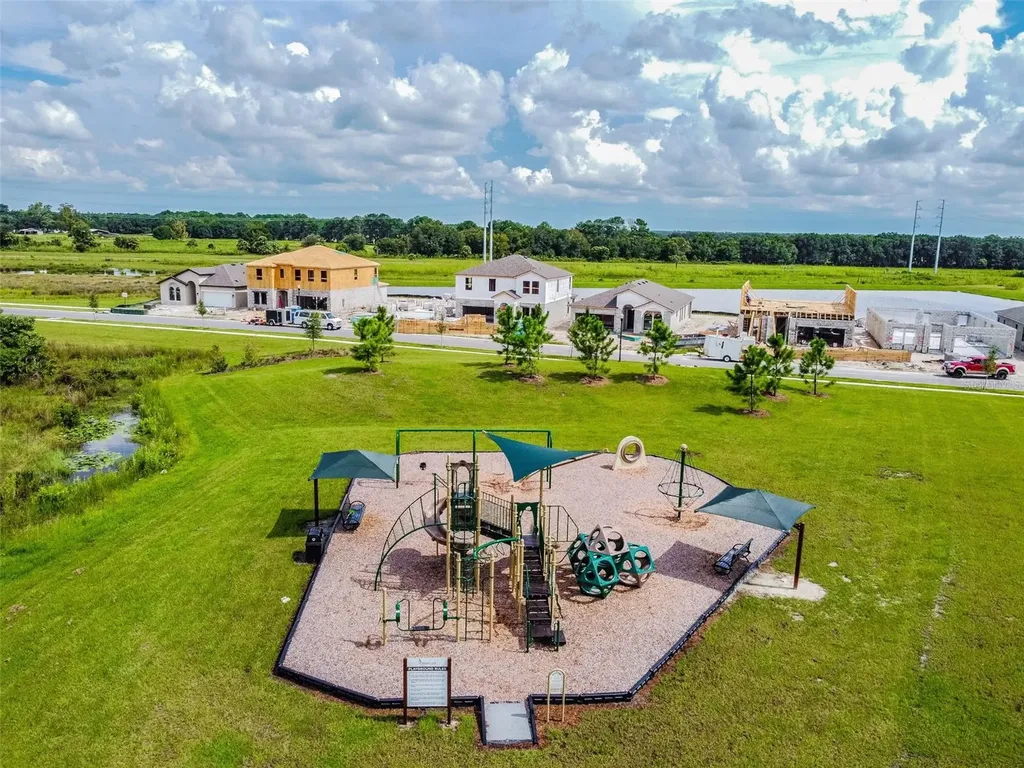 12453 Horseshoe Bend Drive Lithia FL 33547