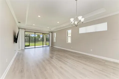 5220 Barnett Circle Bradenton FL 34211