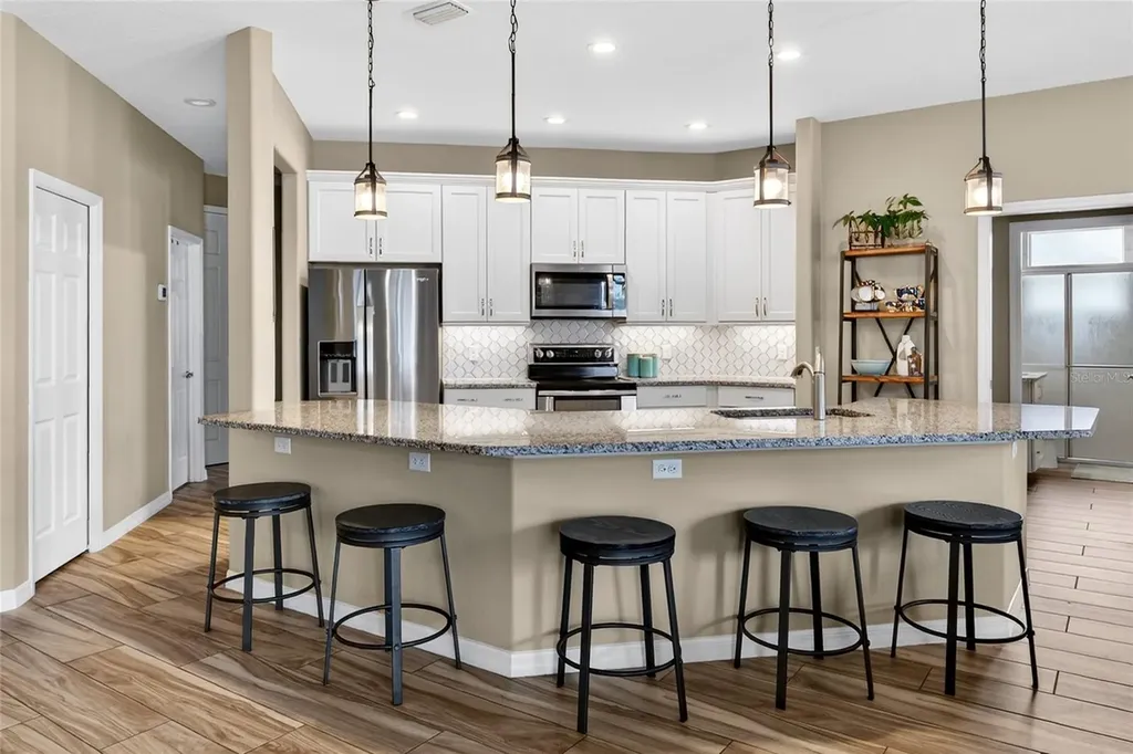 36452 Grand Island Oaks Circle Grand Island FL 32735