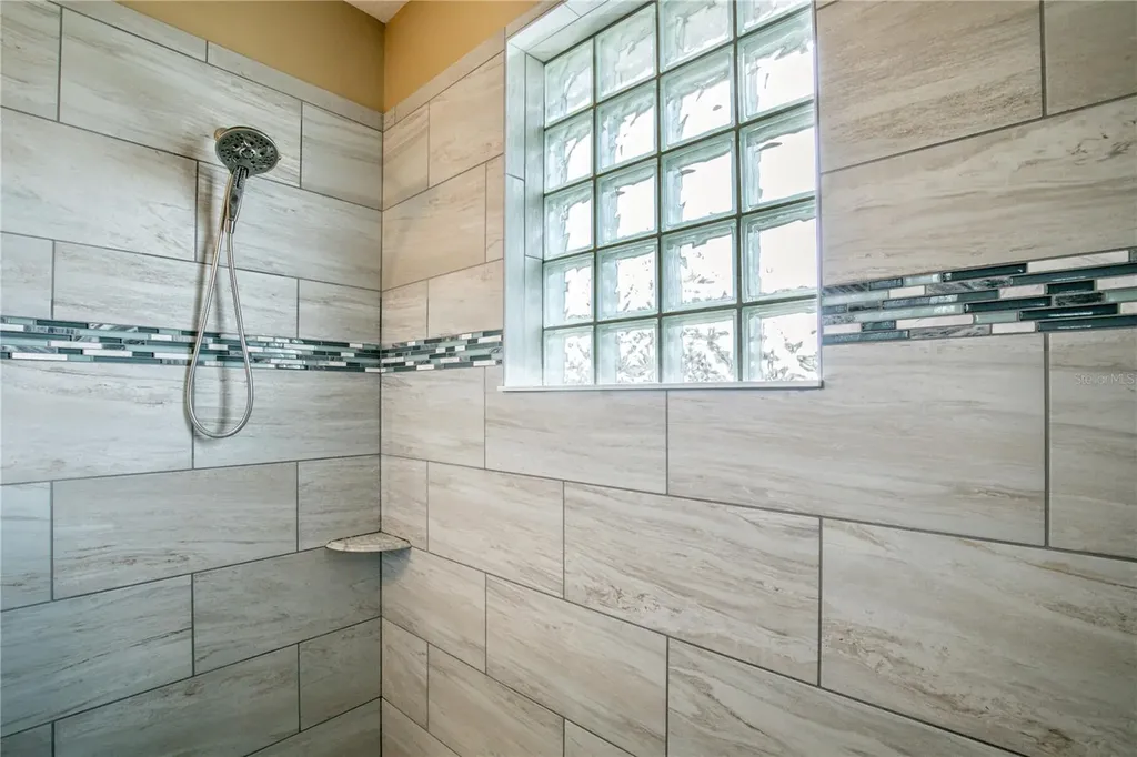 36452 Grand Island Oaks Circle Grand Island FL 32735